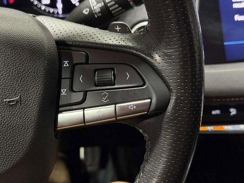 Used 2021 Cadillac XT4 Sport image 12