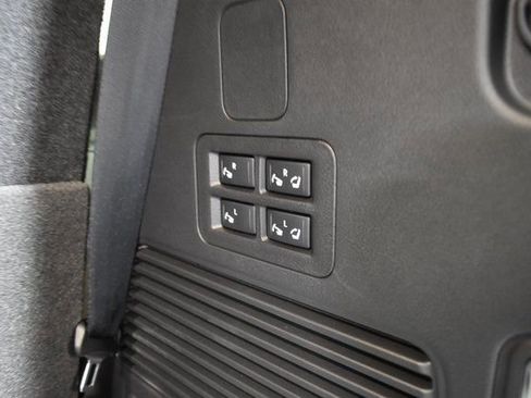 New 2025 Nissan Armada SL w/ Captain's Chari Seat Package image 38