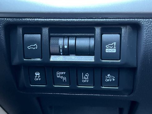 Used 2018 Subaru Outback 2.5i Premium AWD/4WD image 28
