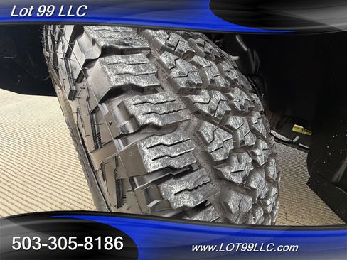 Used 2014 Ford F150 Raptor w/ Equipment Group 801A Luxury image 5