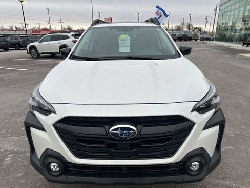 Certified 2025 Subaru Outback Onyx Edition image 2