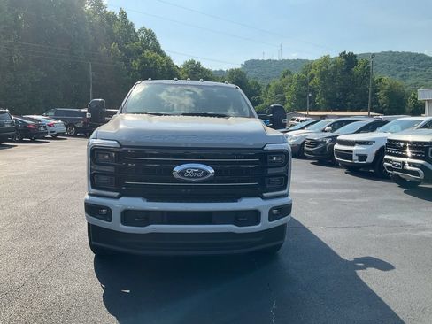 New 2026 Ford F250 Platinum AWD/4WD image 2
