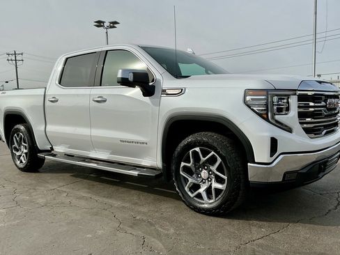 Used 2023 GMC Sierra 1500 SLT image 6