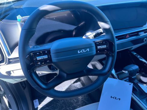 New 2026 Kia Sorento SX AWD/4WD image 16