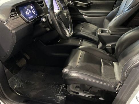 Used 2016 Tesla Model X 75D image 11