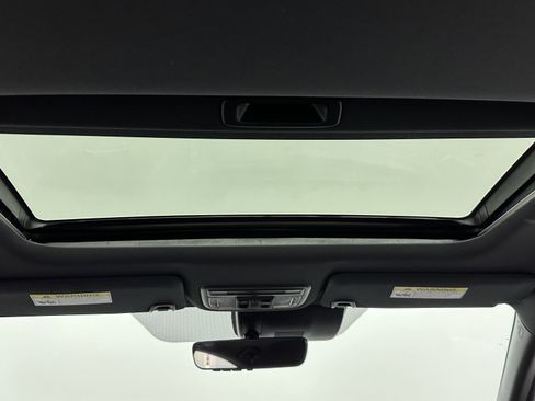 Used 2021 Honda Civic Sport Touring image 4