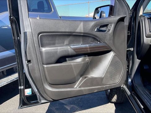 Used 2017 GMC Canyon SLE w/ SLE Convenience Package image 21