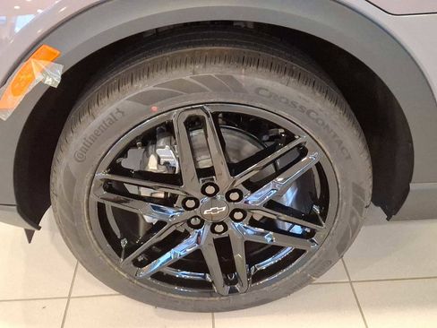 New 2026 Chevrolet Equinox EV LT image 4