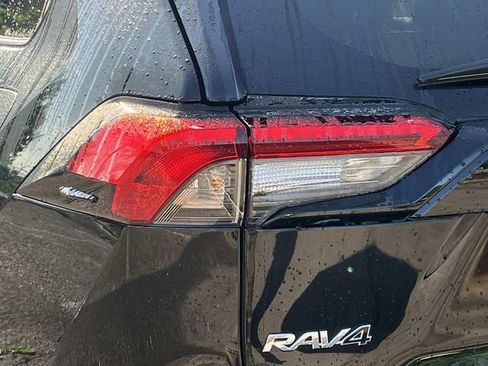 Used 2024 Toyota RAV4 XLE w/ Convenience Package AWD/4WD image 10