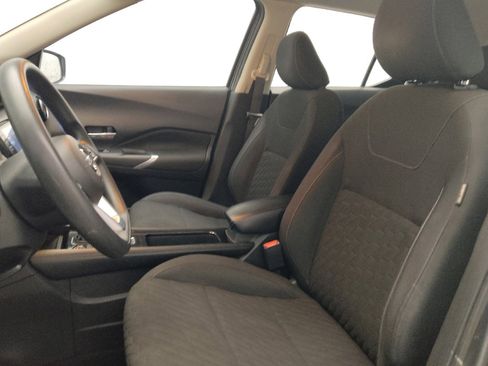Used 2021 Nissan Kicks SV FWD image 17