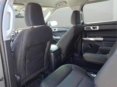 Used 2024 Ford Explorer XLT w/ Class IV Trailer Tow Package image 24