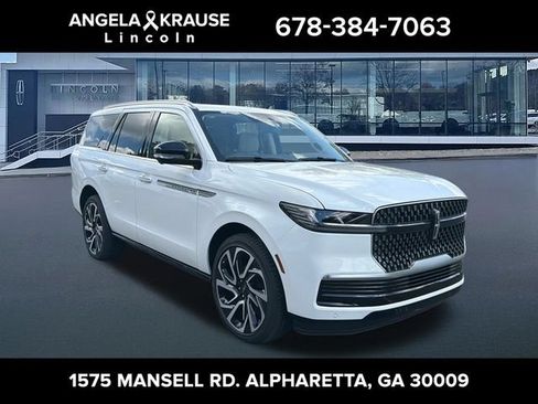 New 2027 Lincoln Navigator Reserve AWD/4WD image 1