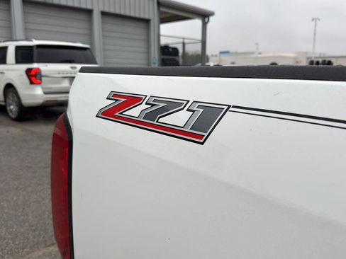 Used 2016 Chevrolet Colorado Z71 image 7