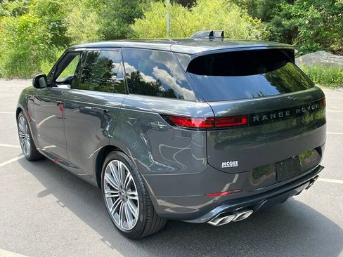 Used 2025 Land Rover Range Rover Sport Dynamic SE AWD/4WD image 3