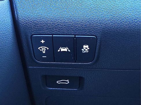 Used 2023 Kia K5 GT image 25