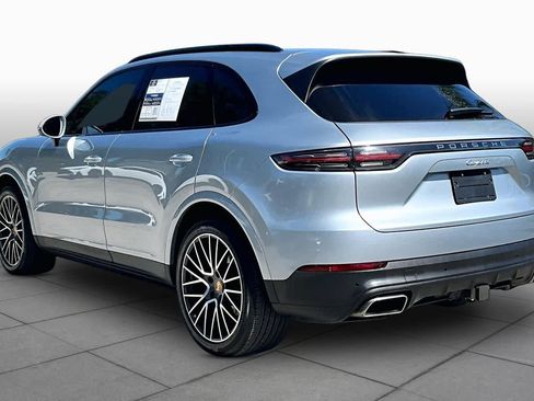 Used 2023 Porsche Cayenne AWD/4WD image 12