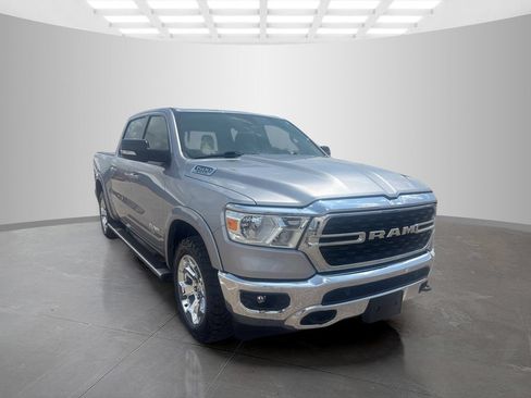 Used 2022 RAM 1500 Big Horn AWD/4WD image 3