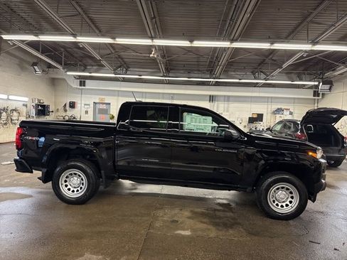 New 2026 Chevrolet Colorado W/T image 7