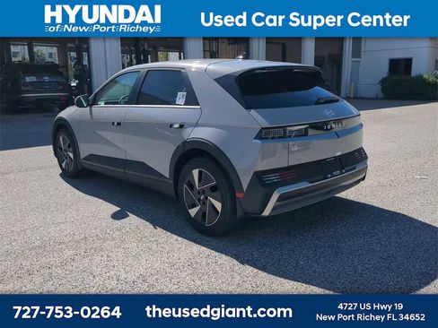 New 2026 Hyundai Ioniq 5 SEL image 4