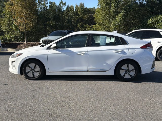 Used 2021 Hyundai Ioniq SE FWD image 4