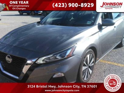 Used 2022 Nissan Altima 2.5 SV