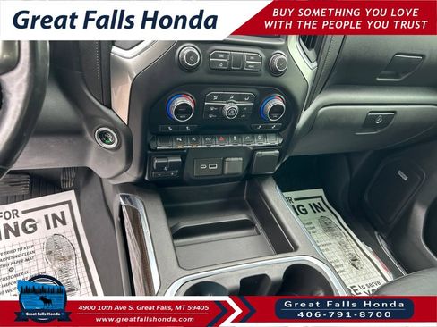Used 2021 Chevrolet Silverado 1500 LT Trail Boss w/ Convenience Package II AWD/4WD image 15