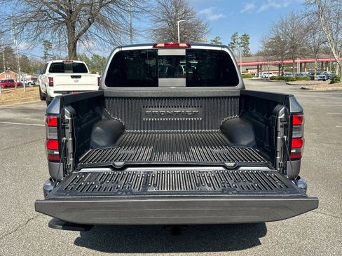 New 2026 Nissan Frontier SV image 18