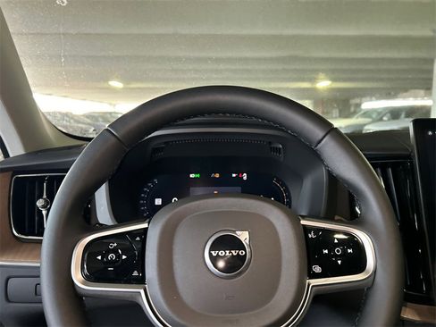 New 2026 Volvo XC60 B5 Plus w/ Protection Package Premier image 12