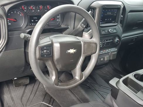 Certified 2020 Chevrolet Silverado 1500 Custom w/ Custom Value Package AWD/4WD image 17