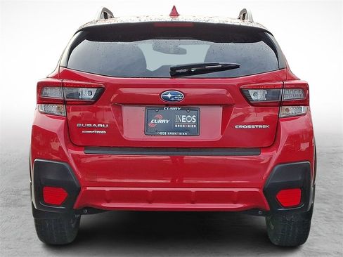 Used 2023 Subaru Crosstrek 2.0i Premium image 5