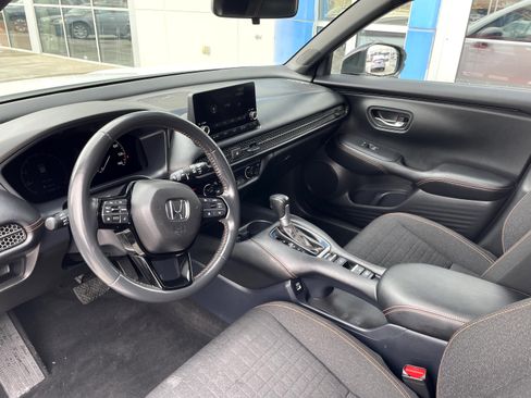 Used 2023 Honda HR-V Sport image 12