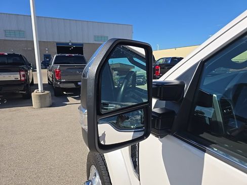 Used 2018 Ford F450 Platinum AWD/4WD image 10