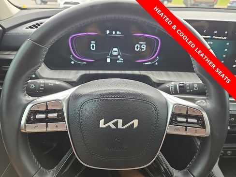 Used 2024 Kia Telluride EX image 24