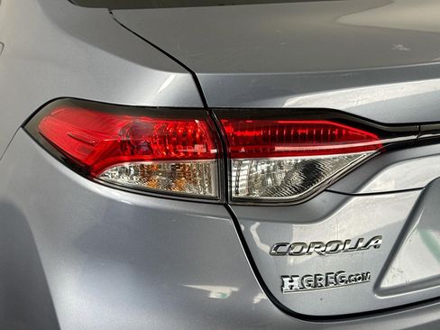 Used 2022 Toyota Corolla LE image 35