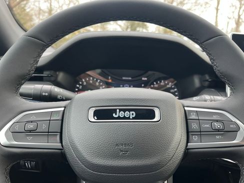 New 2026 Jeep Compass Limited AWD/4WD image 15