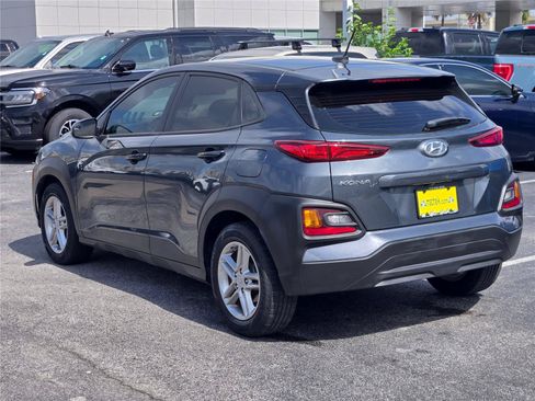 Used 2021 Hyundai Kona SE w/ Cargo Package FWD image 6