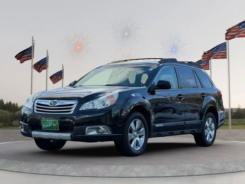 Used 2011 Subaru Outback 3.6R Limited w/ PWR Moonroof Pkg image 3