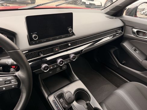 Used 2023 Honda Civic Sport image 14