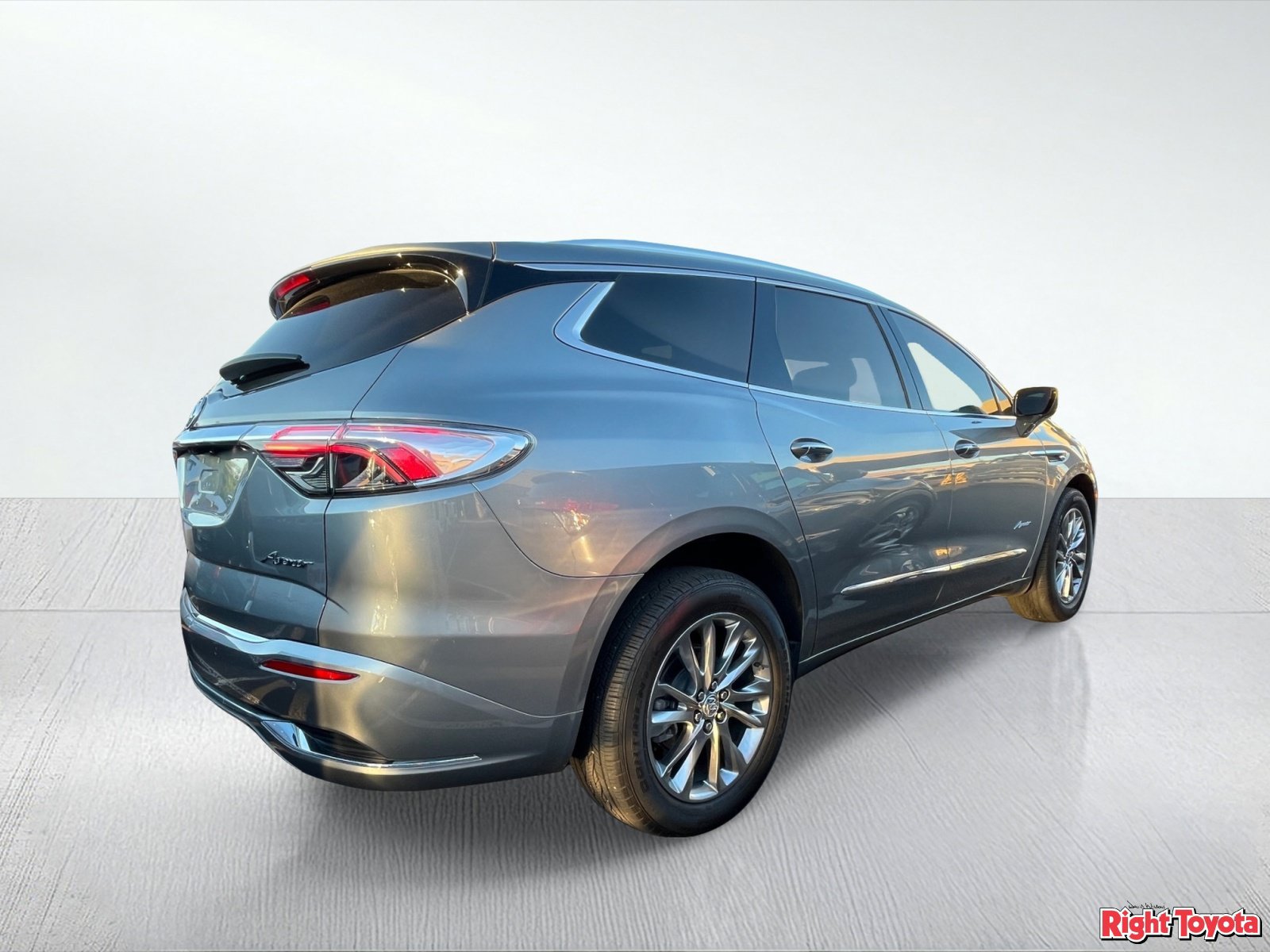 Used 2024 Buick Enclave Avenir w/ Trailering Package, 5000 lbs. AWD/4WD image 4
