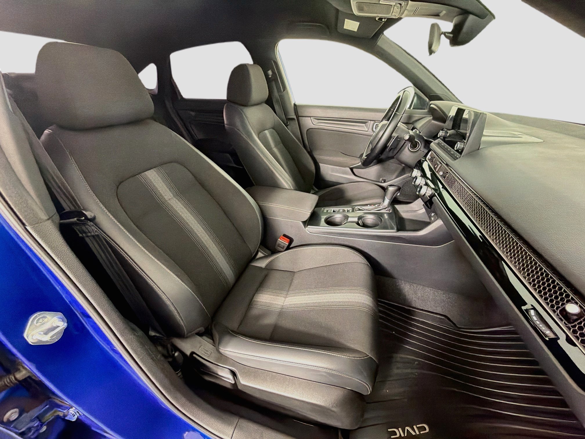 Used 2022 Honda Civic Sport image 28