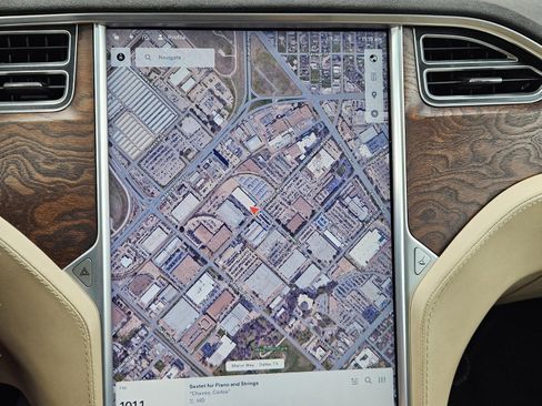 Used 2016 Tesla Model X 90D AWD/4WD image 13