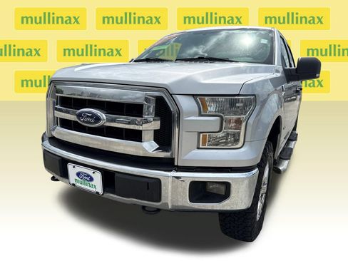 Used 2015 Ford F150 XLT w/ Equipment Group 301A Mid AWD/4WD image 9