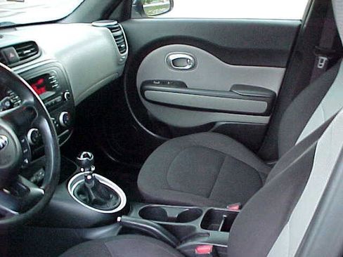 Used 2015 Kia Soul image 15
