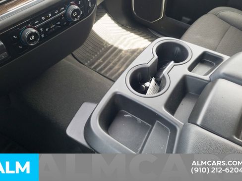 Used 2025 Chevrolet Silverado 1500 LT image 28