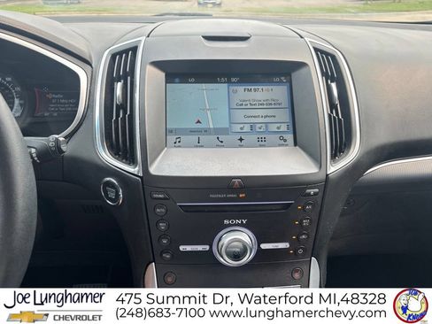 Used 2018 Ford Edge Titanium w/ Technology Package AWD/4WD image 15