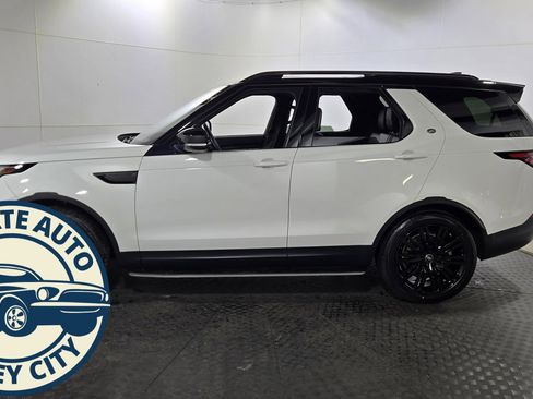 Used 2019 Land Rover Discovery HSE image 4