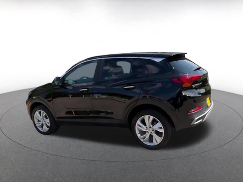 Used 2025 Buick Encore GX Preferred AWD/4WD image 10
