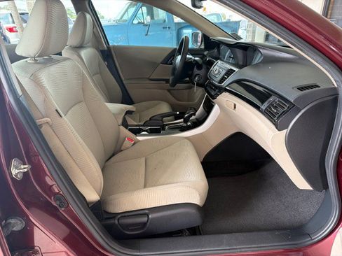 Used 2016 Honda Accord LX image 25