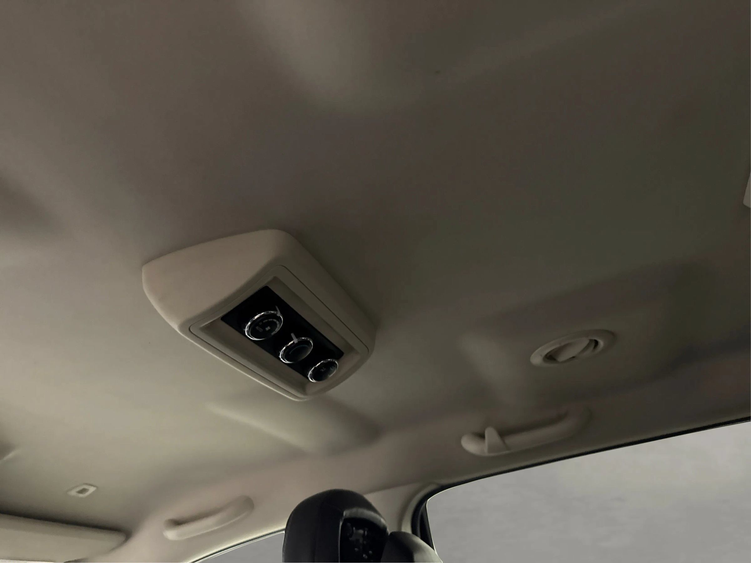 Used 2018 Dodge Journey Crossroad w/ Popular Equipment Group FWD image 25