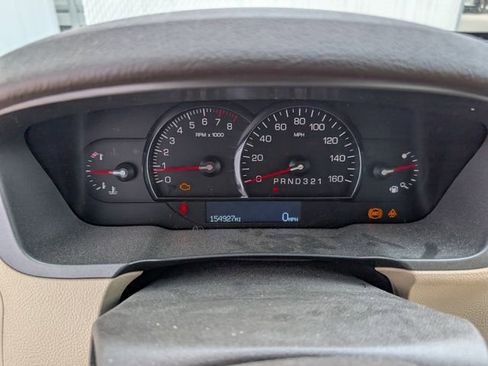 Used 2008 Cadillac DTS w/ Sun And Sound Package image 10